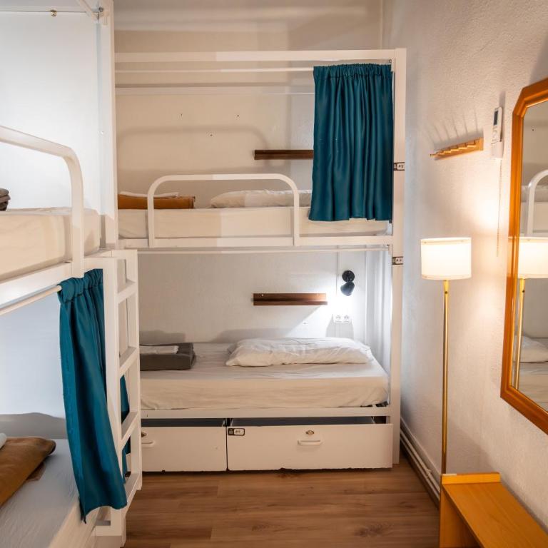Soul Backpackers Barcelona - Bed in 4-Bed Female Dormitory Room - 12