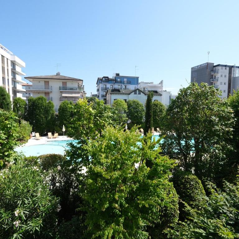 Stej Palace 3 camere Garage in centro 50m dalla spiaggia - Appartamento con 3 Camere da Letto - 24