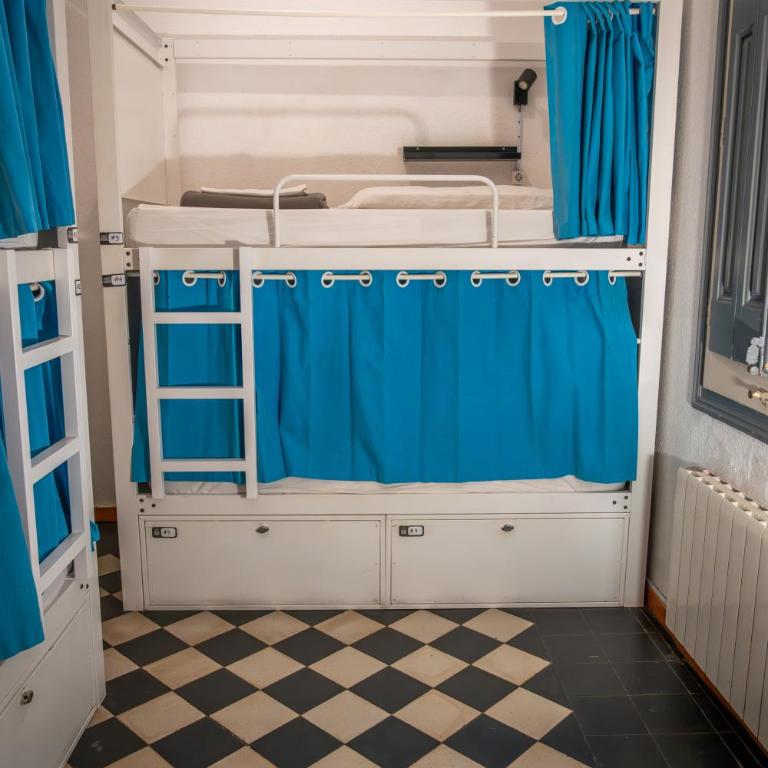 Soul Backpackers Barcelona - Bed in 4-Bed Female Dormitory Room - 2