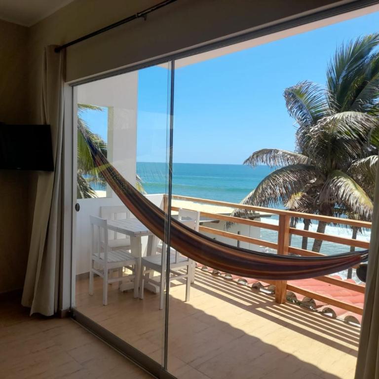 Hotel Punta del Mar - Habitación Cuádruple Clásica - 5