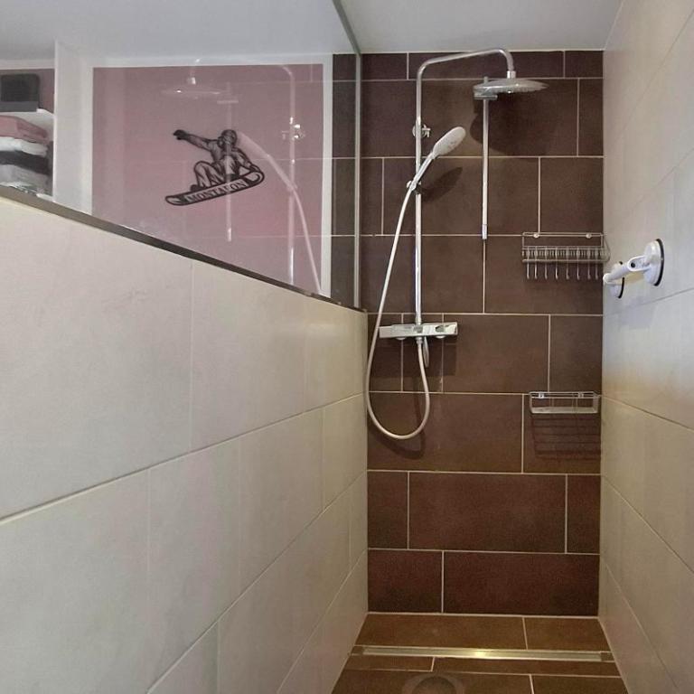 Conny's Lodge - Apartamento de 1 dormitorio con ducha - 30