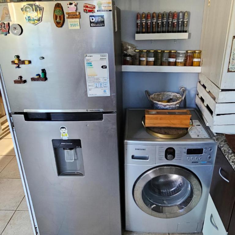 Duplex con Patio y Parrilla en Barrio Caisamar - Two-Bedroom House - 10