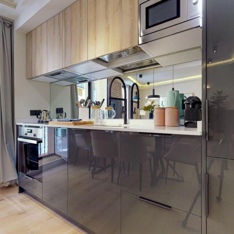 Stunning and Stylish - 1B 1BTH -Malasaña - Apartment - 11
