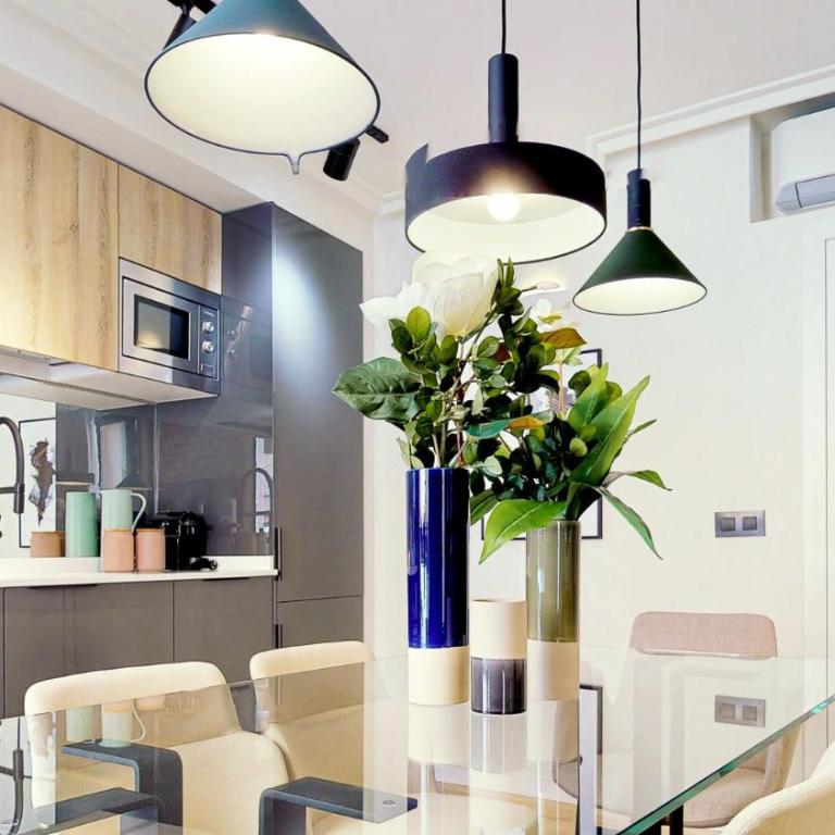 Stunning and Stylish - 1B 1BTH -Malasaña - Apartment - 13