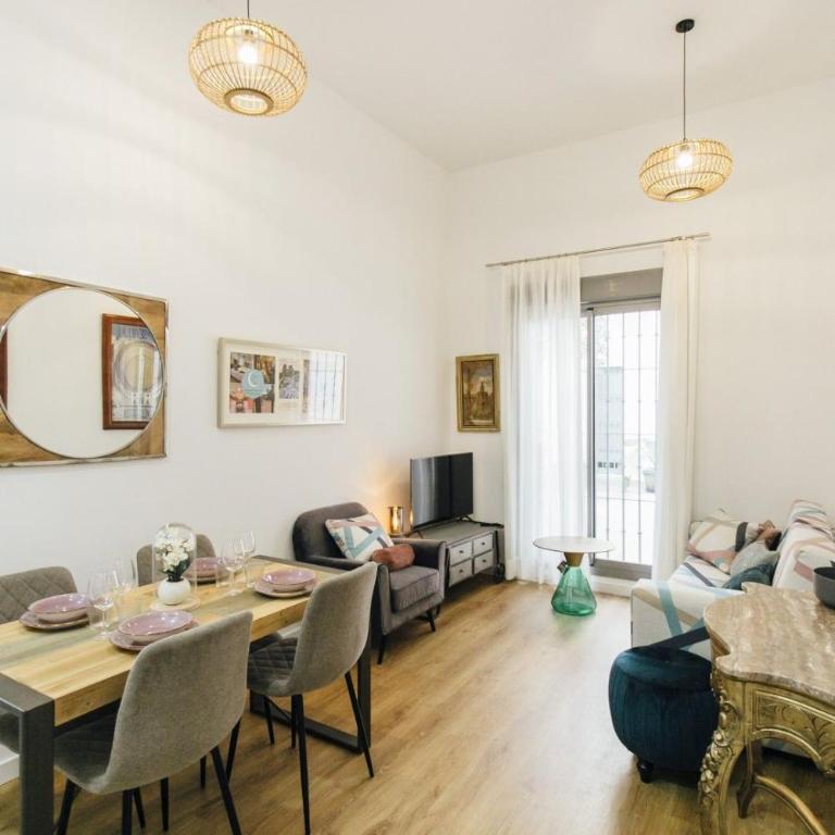 Beautiful with seasonal Pool- 1Bd 1Bth- Center - Apartamento - 6