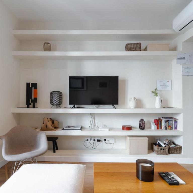 Centric- 2Bd 1Bth furnished - Chueca - One-Bedroom Apartment - 4