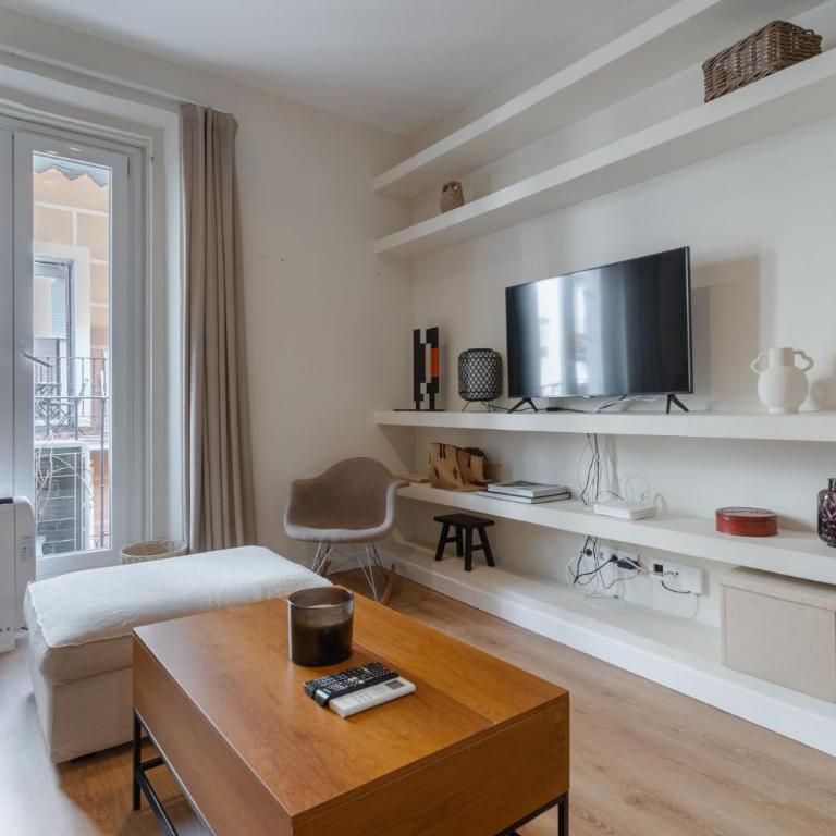 Centric- 2Bd 1Bth furnished - Chueca - One-Bedroom Apartment - 8