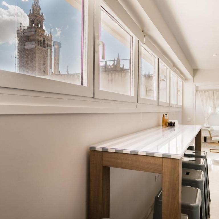 Wide bright- 2Bd 2Bth- Cathedral - Apartamento - 17