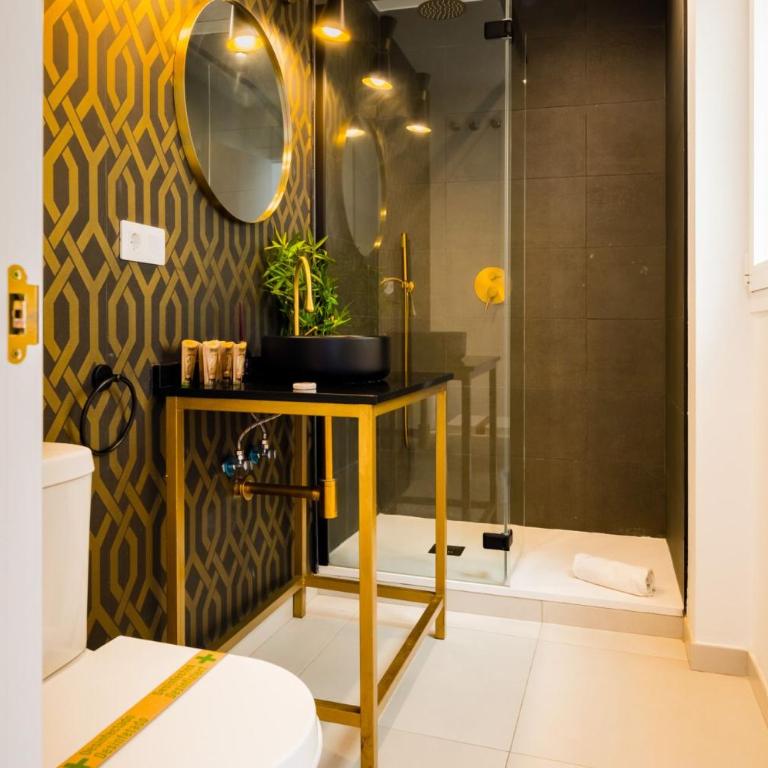 Wide bright- 2Bd 2Bth- Cathedral - Apartamento - 25