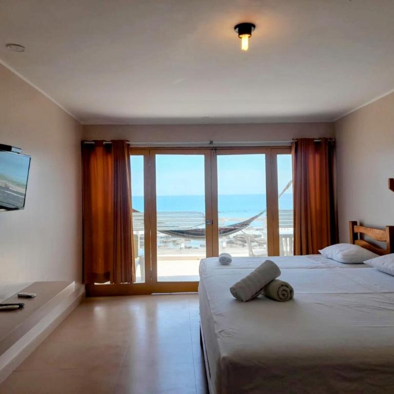 Hotel Punta del Mar - Habitación Cuádruple con vistas al mar - 5