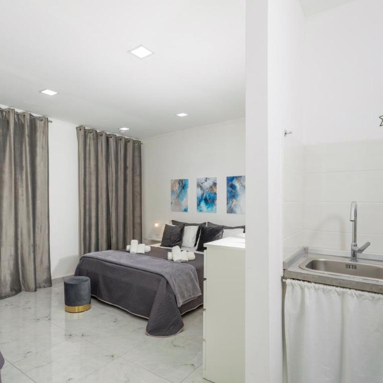 Sicilia home - Deluxe One-Bedroom Apartment - 6