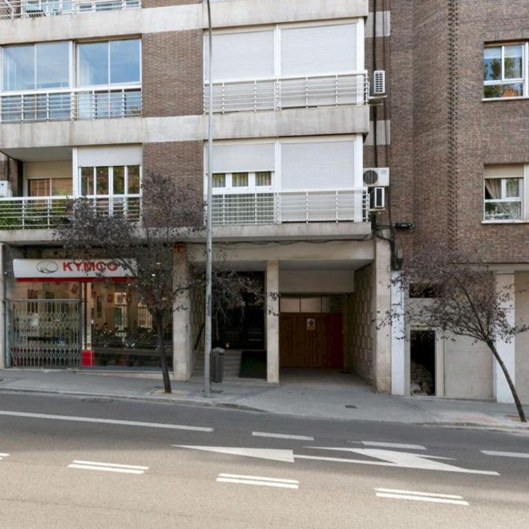 Bright Modern-2Bedroom 1Bathroom -Av. de América - Two-Bedroom Apartment - 19
