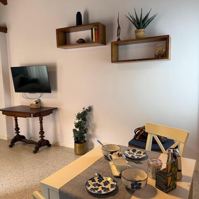 Apartments - La Corte dei Mercanti - Centro Storico - Superior One-Bedroom Apartment with Balcony - 12