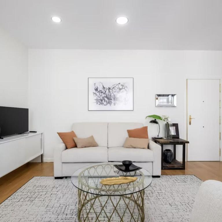 Cozy and bright- 1BED 1BATH- City center - Apartamento - 2