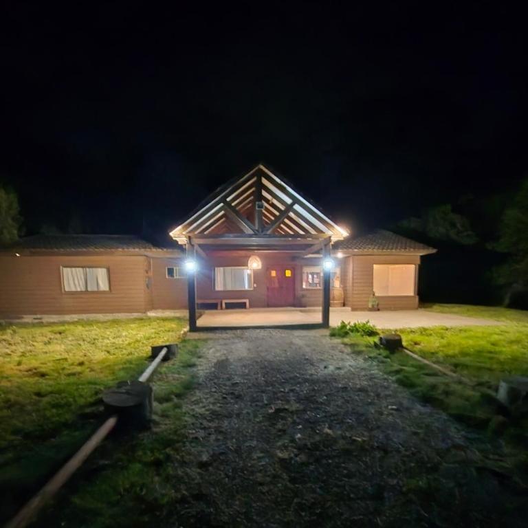 Lodge Dream Pucon - Four-Bedroom House - 3