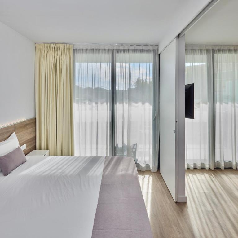 Aparthotel Comtat Sant Jordi - Apartamento Superior de 2 dormitorios - 1