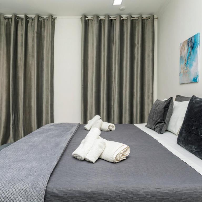 Sicilia home - Deluxe One-Bedroom Apartment - 9