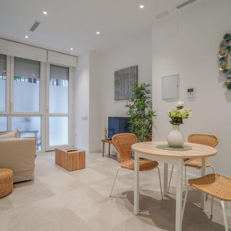 Cozy and modern-1Bedroom 1Bathroom-Chamberí - One-Bedroom Apartment - 2