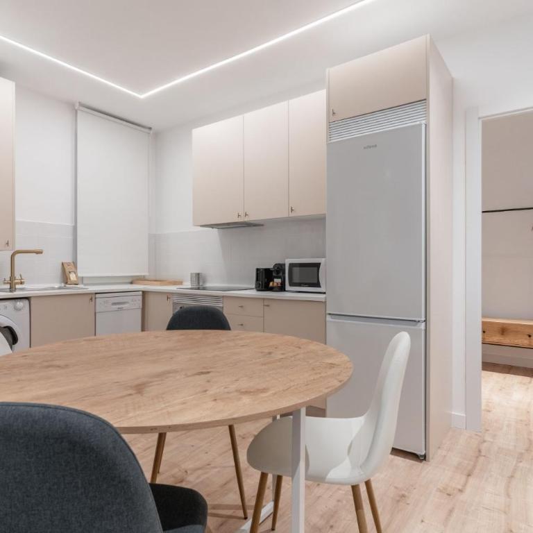 Modern Stylish-3Bedrooms 1Bathroom-Chamberí - Apartamento - 8