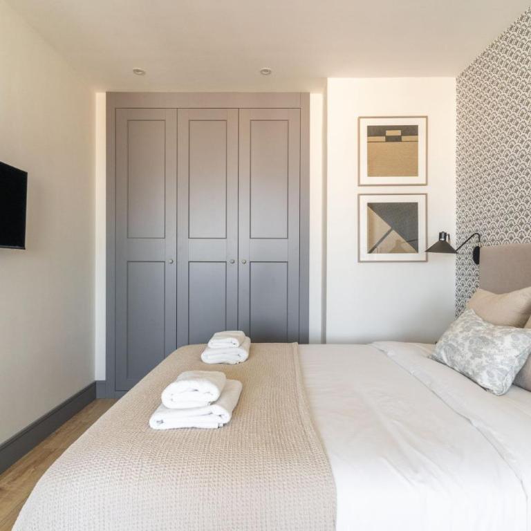 Modern and Bright-2Bedrooms 1Bathroom-Colón - Two-Bedroom Apartment - 14