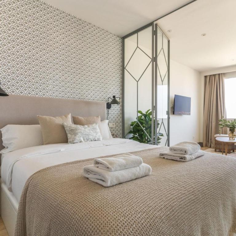 Modern and Bright-2Bedrooms 1Bathroom-Colón - Two-Bedroom Apartment - 15