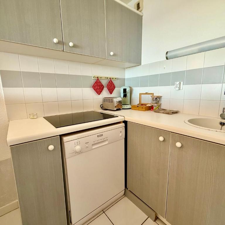 T3 de 65 m² avec accès direct à la plage - Appartement - Vue sur Mer - 15