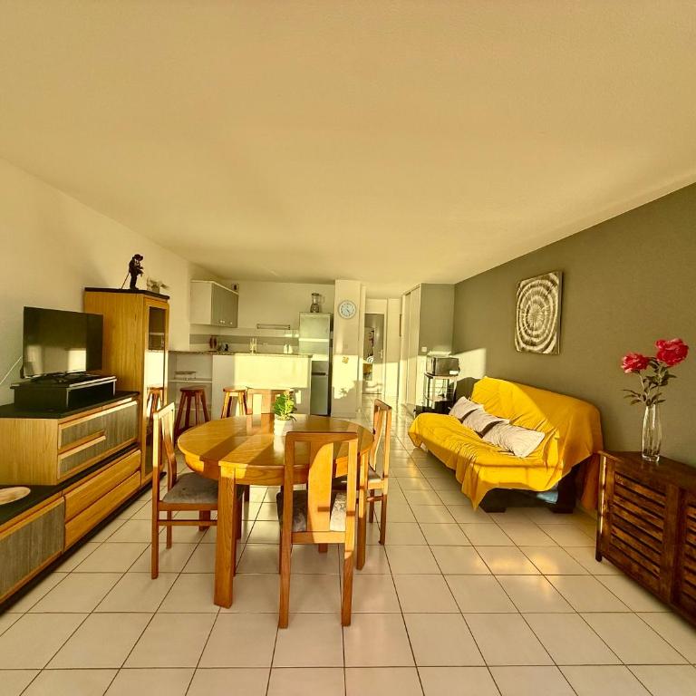 T3 de 65 m² avec accès direct à la plage - Appartement - Vue sur Mer - 10