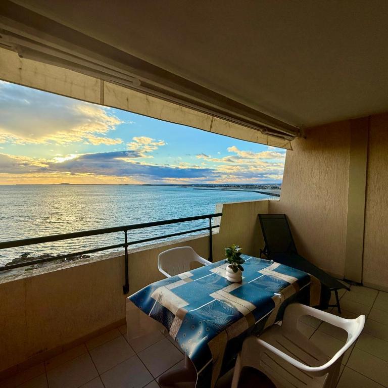 T3 de 65 m² avec accès direct à la plage - Appartement - Vue sur Mer - 1