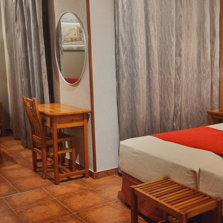 Hotel Real De Toledo - Habitación Familiar (4 adultos) - 1