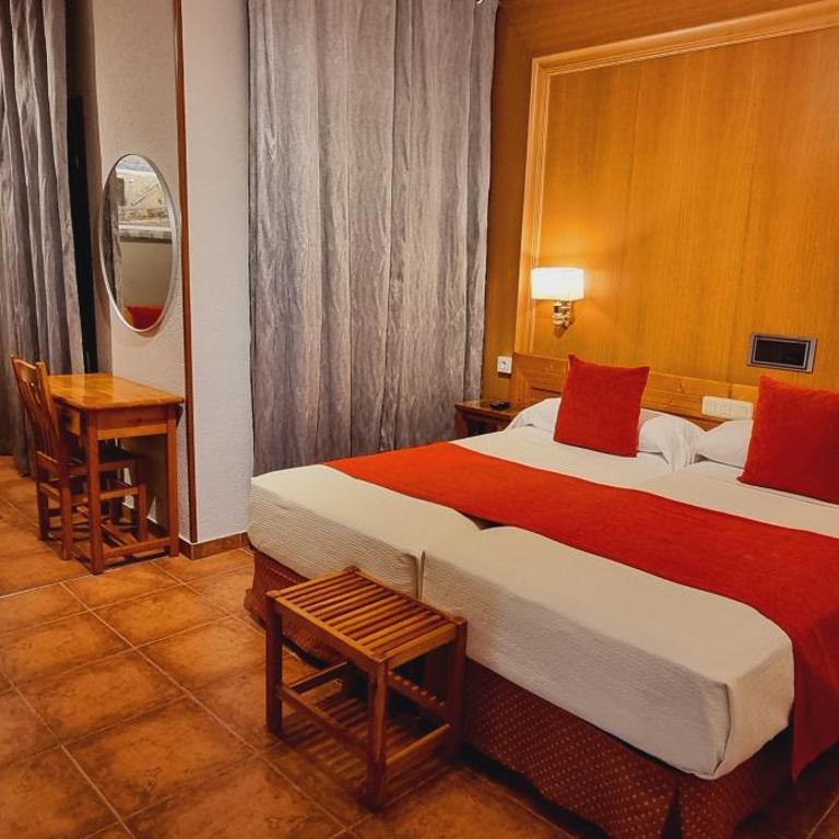 Hotel Real De Toledo - Habitación Familiar (4 adultos) - 2