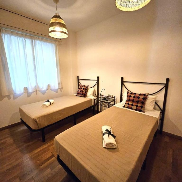 Ramblas flat 3Bedroom and Pool Min 32 days - Three-Bedroom Apartment with Balcony - 31