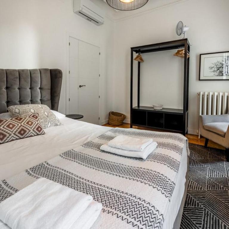 Amazing apartment - 4Bedrooms 2 Bathrooms - Goya - Apartment - 13
