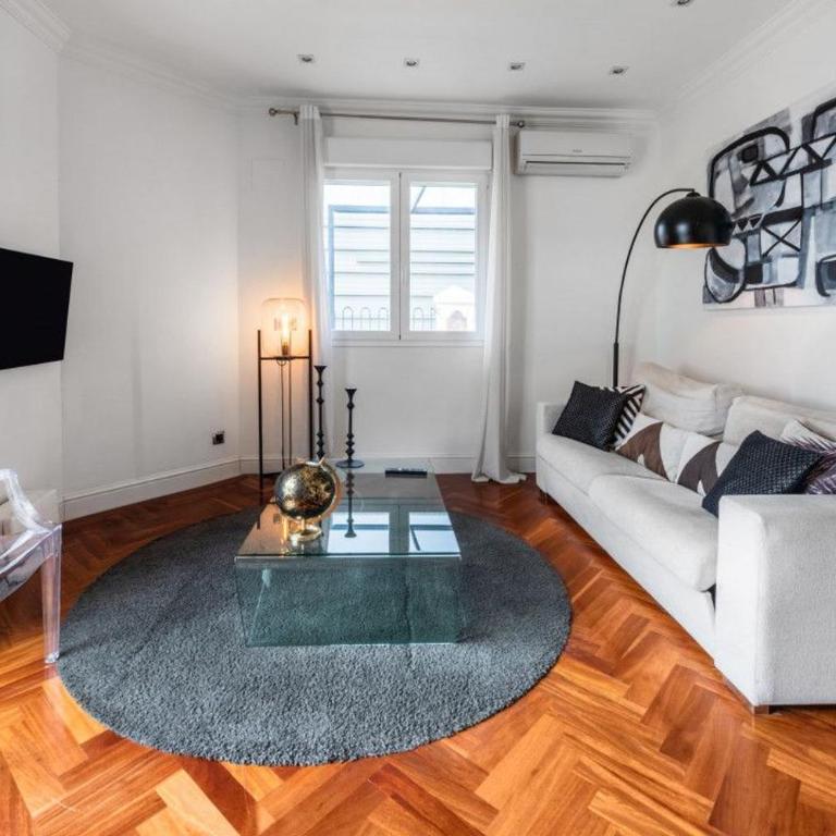 Penthouse with outstanding terrace- 1Bedroom -Goya - One-Bedroom Apartment - 1