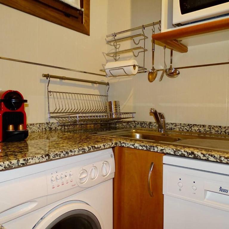 Apartamento en Cerler con vistas. Edif Aigualluts - Two-Bedroom Apartment - 10