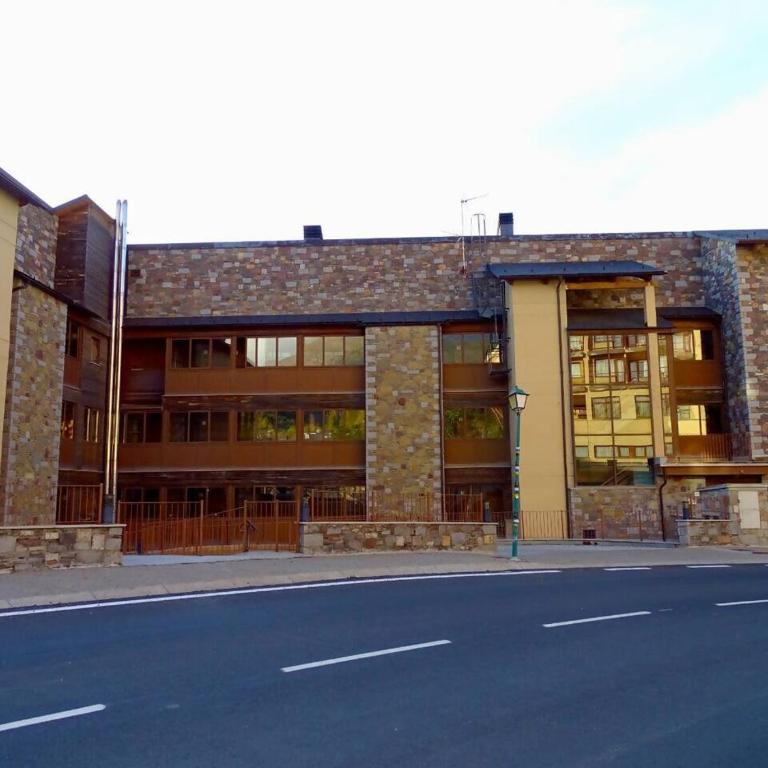 Apartamento en Cerler con vistas. Edif Aigualluts - Two-Bedroom Apartment - 16