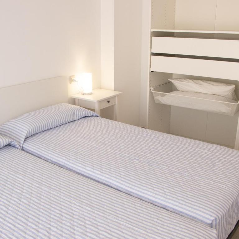 PORT ARGONAUTAS 49 BAJOS - Apartamento de 2 dormitorios - 4