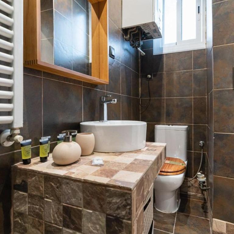 Cozy renovated -2Bedrooms 1Bathroom-Malasaña - Two-Bedroom Apartment - 20