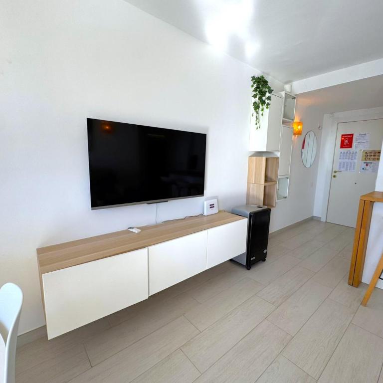 Coblanca 8-16º2 by Love Benidorm - One-Bedroom Apartment - 11