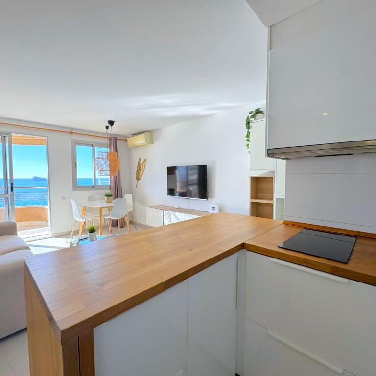 Coblanca 8-16º2 by Love Benidorm - One-Bedroom Apartment - 9