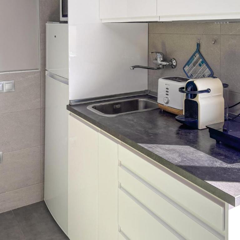 Awesome Apartment In Benalmadena - Apartamento - 3