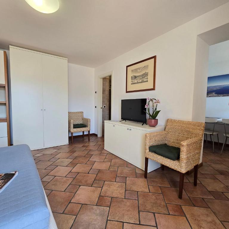 Appartamenti Alin - Monolocale con Balcone - 10