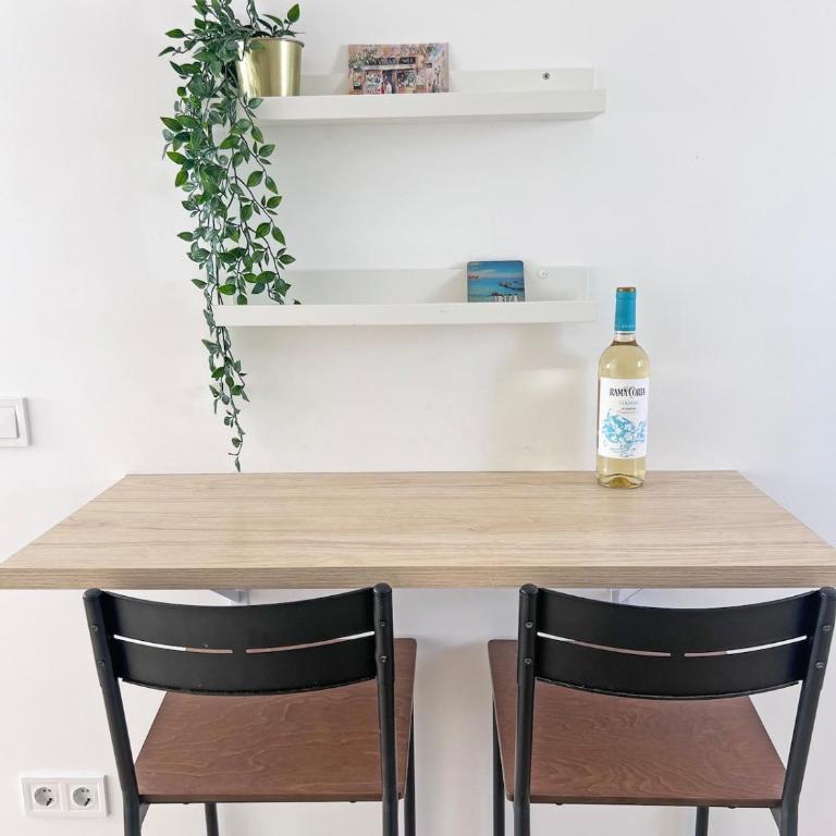 Muy céntrico, Nuevo, Teletrabajo, a 300m del mar - Two-Bedroom Apartment - 24