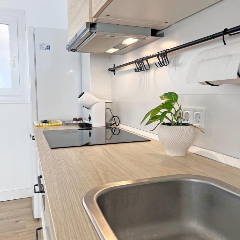 Muy céntrico, Nuevo, Teletrabajo, a 300m del mar - Two-Bedroom Apartment - 67