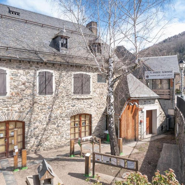 Charmant appart rénové 4 pers, sauna, piscine, proche thermes et télécabine - Saint-Lary Village - FR-1-296-435 - Studio - 11