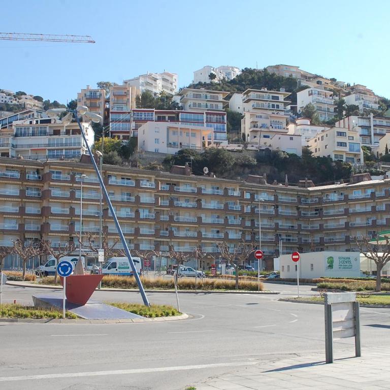 Global Immo 3392 Rocmar 4 - Two-Bedroom Apartment - 24