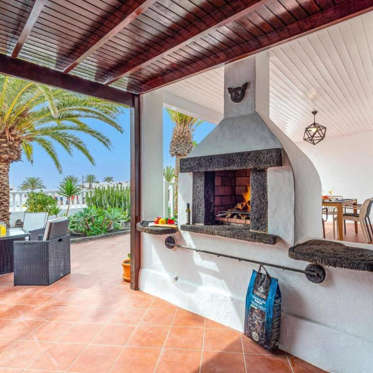 Villa Via Mare by Villa Plus - Villa - 13