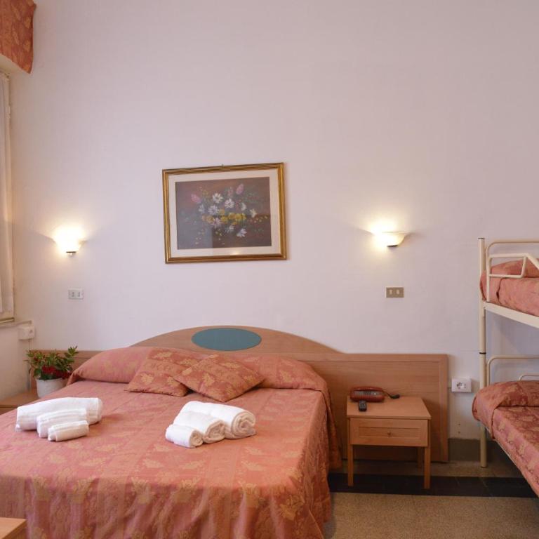 Hotel Massimo - Camera Quadrupla Standard - 2