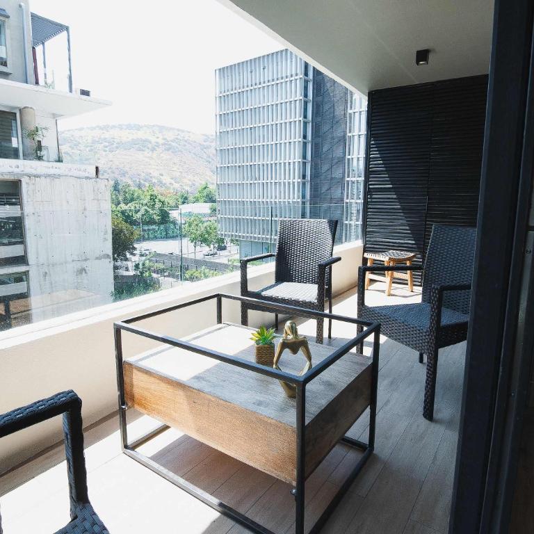 HOM I Moderno dpto al lado del Mall Alto LasCondes - Apartment - 53