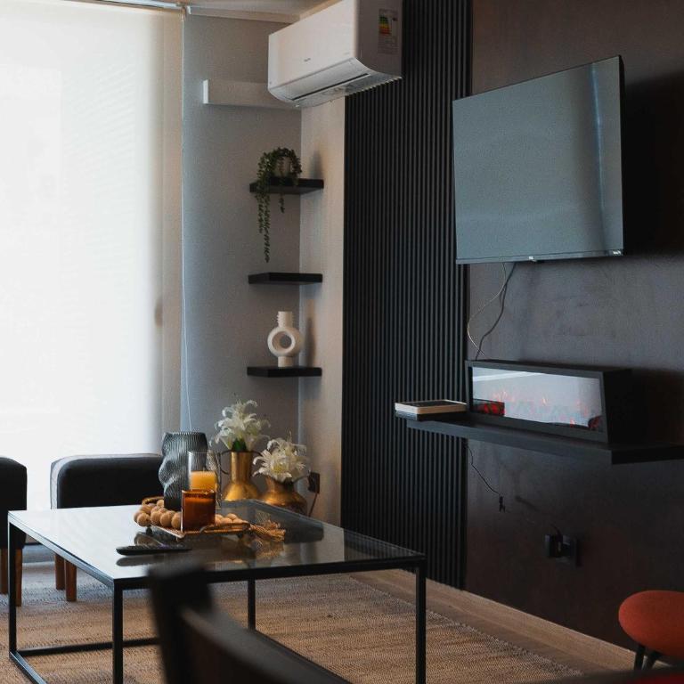 HOM I Moderno dpto al lado del Mall Alto LasCondes - Apartment - 77