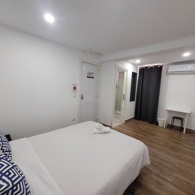 AYZ Elcano - Auto check-in property - Habitación Doble Económica - 7